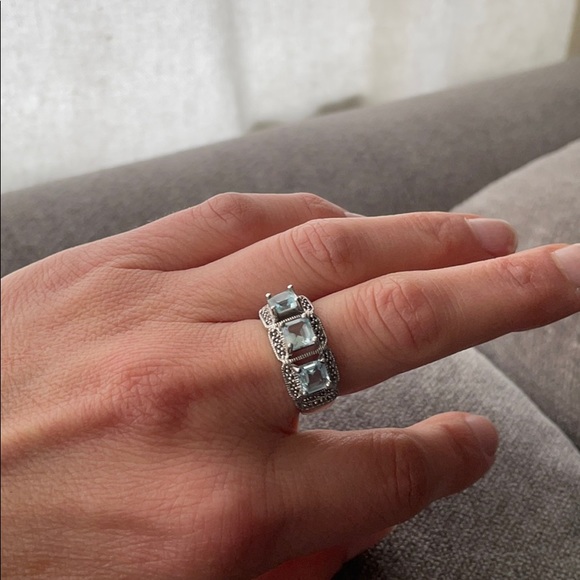 Aquamarine and sterling silver ring - Picture 2 of 5
